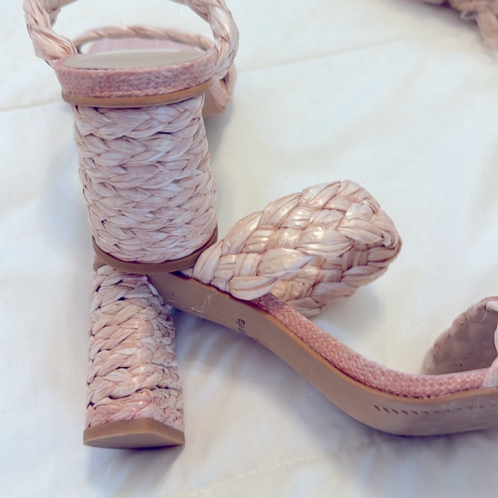 Dolce Vita Paily Heels - Picture 7 of 9